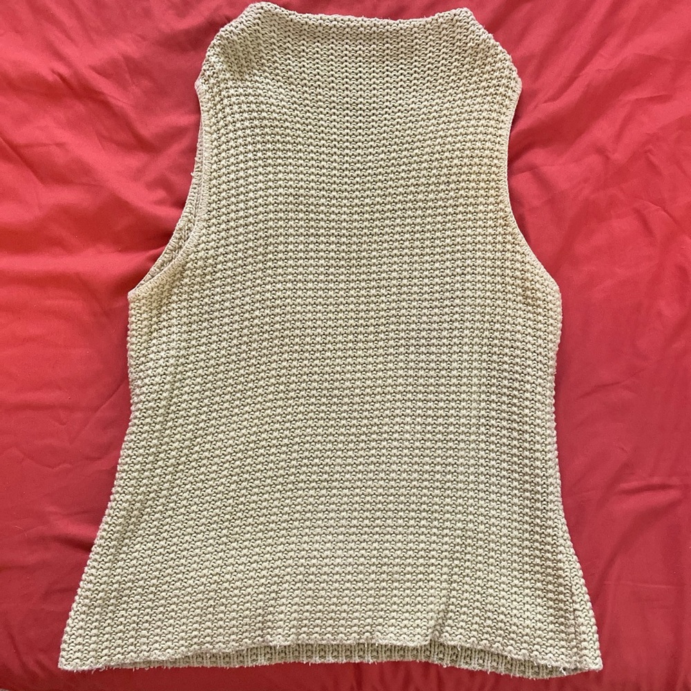 Sleeveless Knit Top in Green